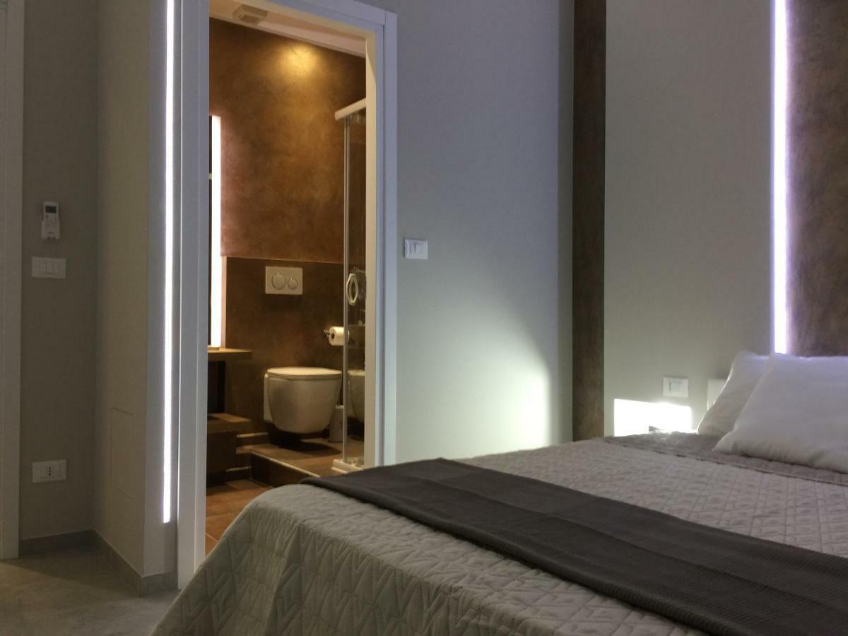 Turin Central Rooms Pensión Turín